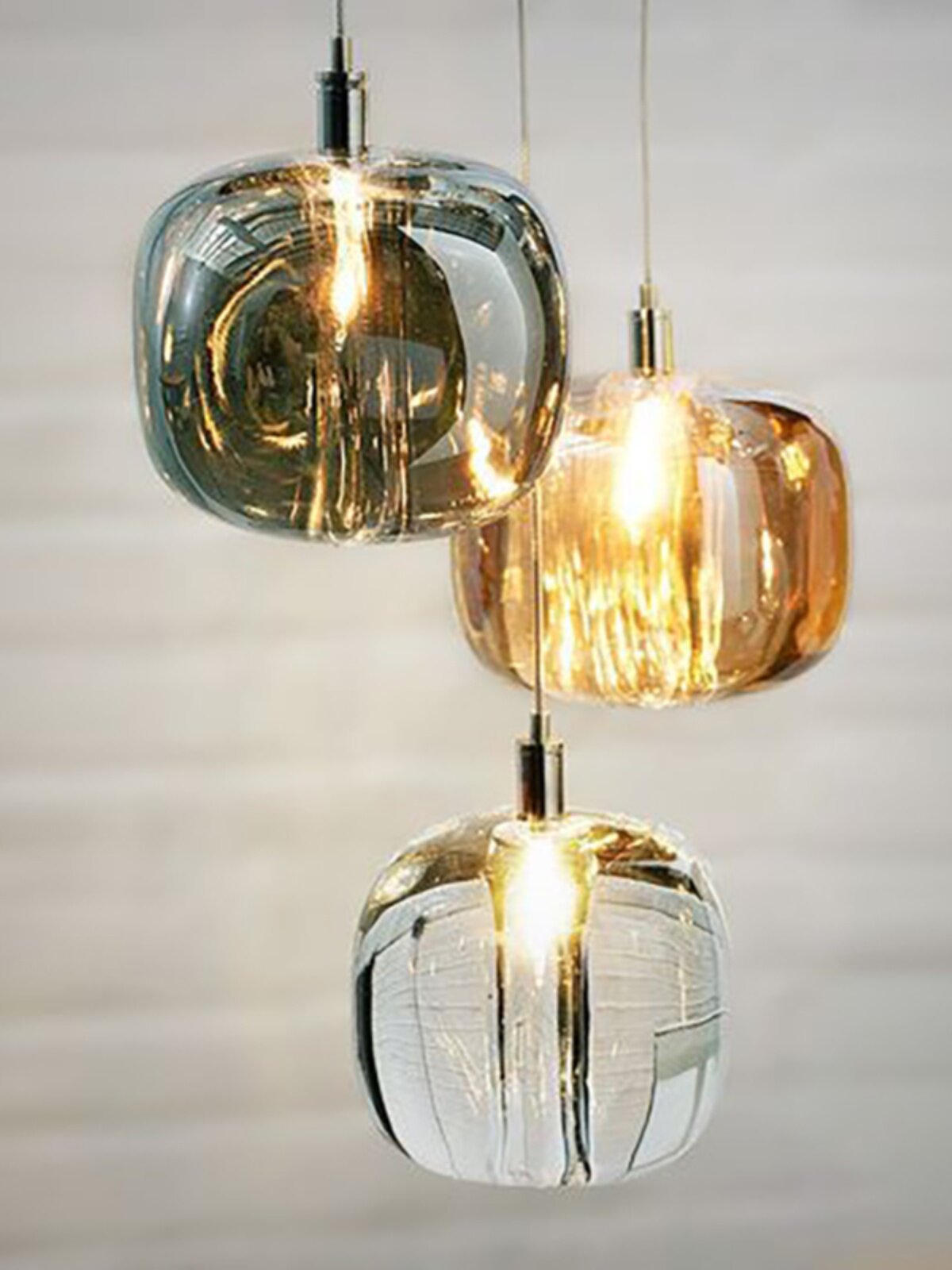 后现代轻奢高档水晶苹果小吊灯创意个性简约床头餐厅吧台单头吊灯