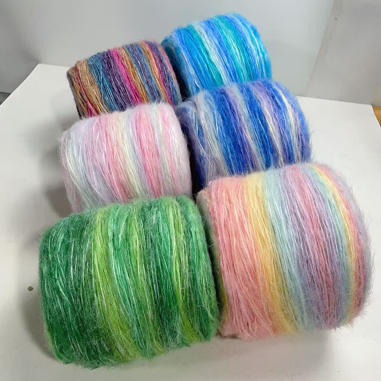 七星斗篷毯渐变彩虹蛋糕中粗毛线手工编织diy披肩长段染马海喷毛