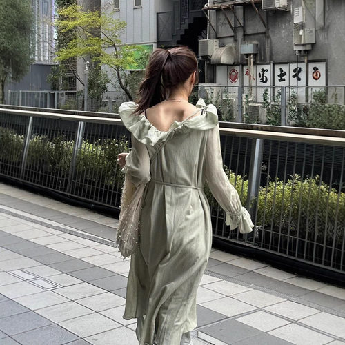 现货 荷叶边绑带连衣裙女2025夏法式高级感甜美休闲仙女裙flet*a