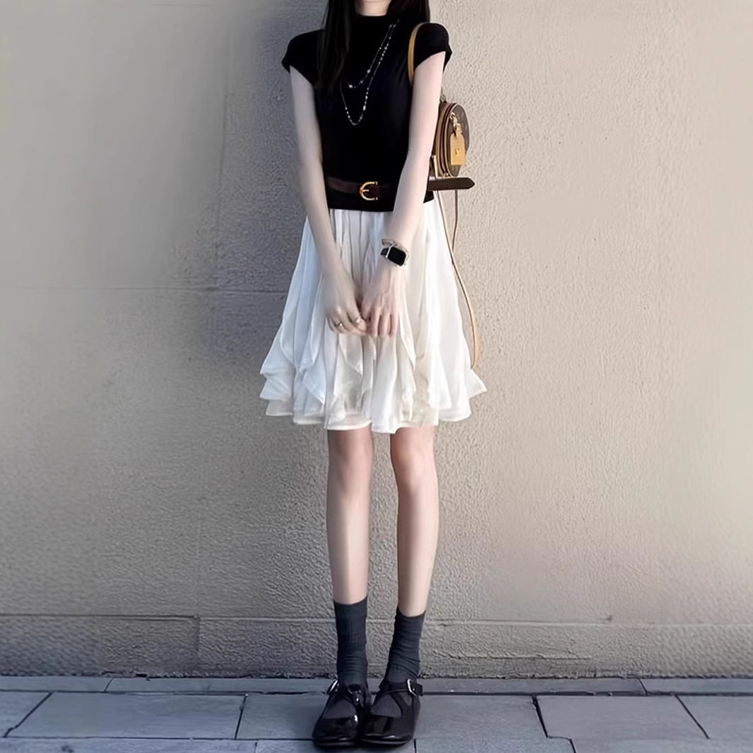 今年流行漂亮黑色上衣薄纱半身裙两件套装巨好看的夏装裙子女夏季