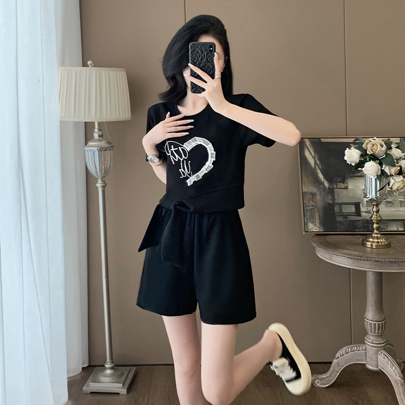 休闲套装女夏季2025新款时尚洋气时髦高级感小个子减龄穿搭一整套