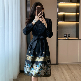 新中式汉服连衣裙2025秋装改良国风高端刺绣提花年会晚礼服马面裙