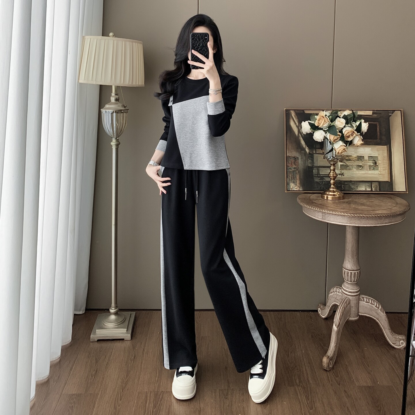 休闲运动套装女秋季拼接卫衣阔腿裤两件套显瘦高级感运动穿搭春秋