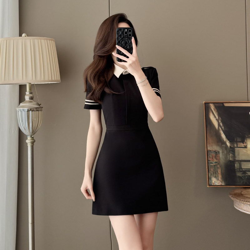 轻奢黑色POLO领连衣裙女短袖修身显瘦气质小黑裙子小个子夏季法式