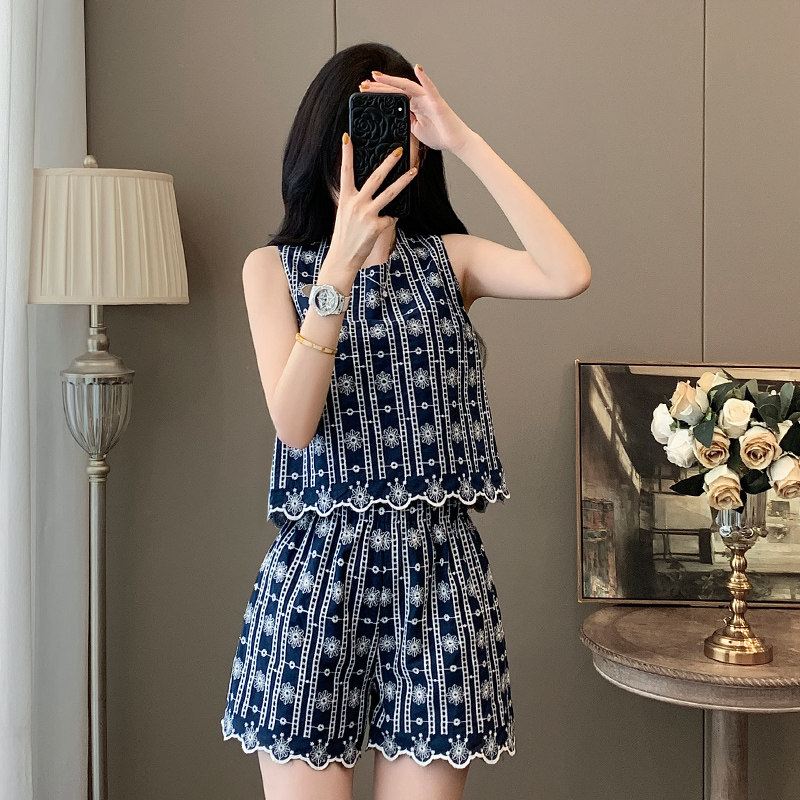 2025夏新款时尚套装女高级感气质无袖小香风阔腿短裤两件套小个子