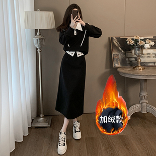 2025新款加厚加绒黑色卫衣半身裙两件套洋气时髦休闲运动套装女冬