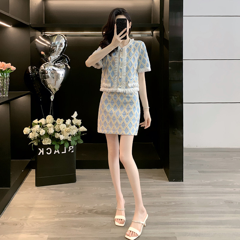 2025夏季新款法式小香风格子时尚套装女高端气质修身小个子两件套