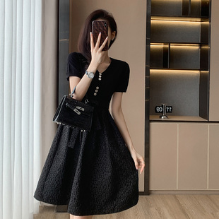 2025年夏季新款法式气质赫本风高级感时尚洋气小个子黑色连衣裙女