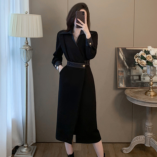 黑色独特气质连衣裙女秋冬显瘦高级感超好看法式长裙v领打底裙子