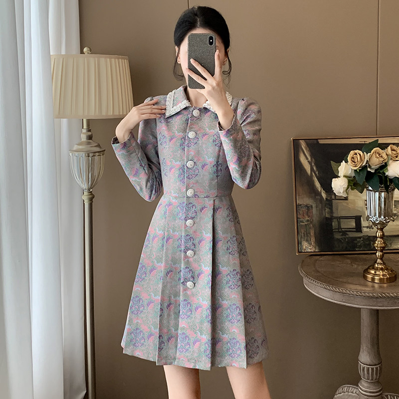 秋装女款2024年新款连衣裙气质显瘦小个子百褶短A字裙高级感长袖