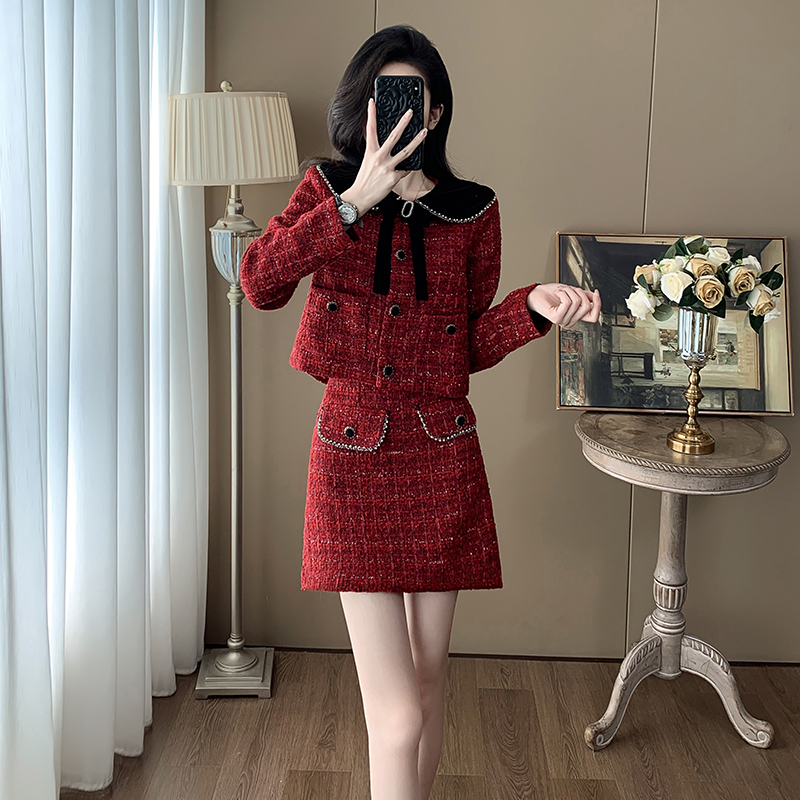 红色小香风套装裙秋冬季女