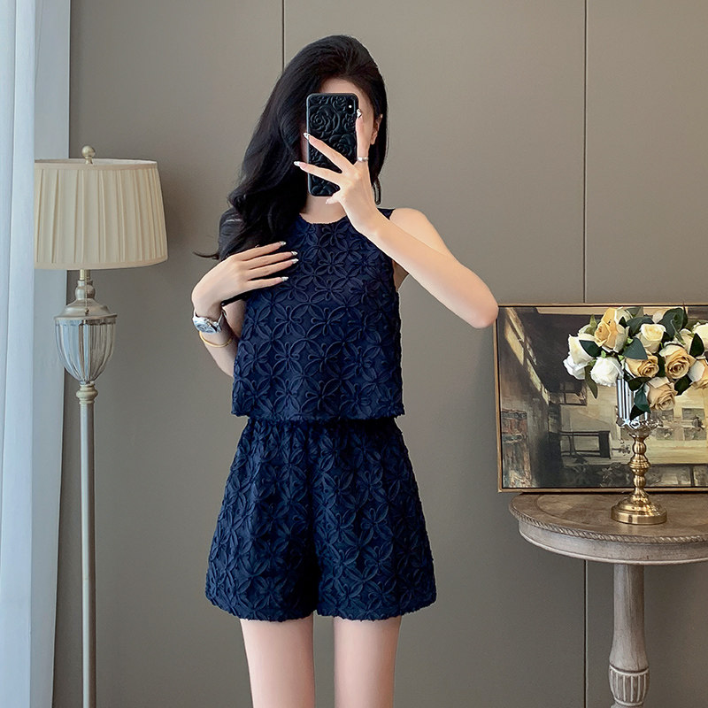 2025夏季新款时尚套装女设计感小众气质高级感短款无袖短裤两件套