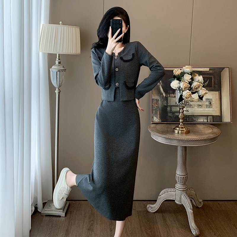 小香风套装裙女装秋季2024新款休闲减龄洋气百搭外套吊带裙两件套,女装/女士精品,时尚套装,淘宝优惠券,粉丝福利购,淘宝优惠卷