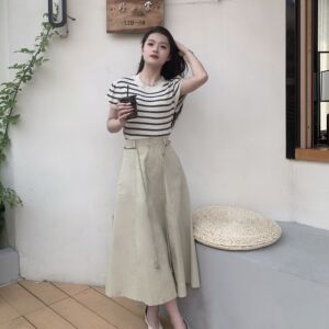 条纹短款女夏季套装内搭短袖2024新款圆领针织薄款短款T恤半身裙
