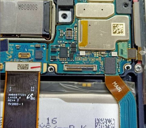 三星S20Ultra主板显示尾插