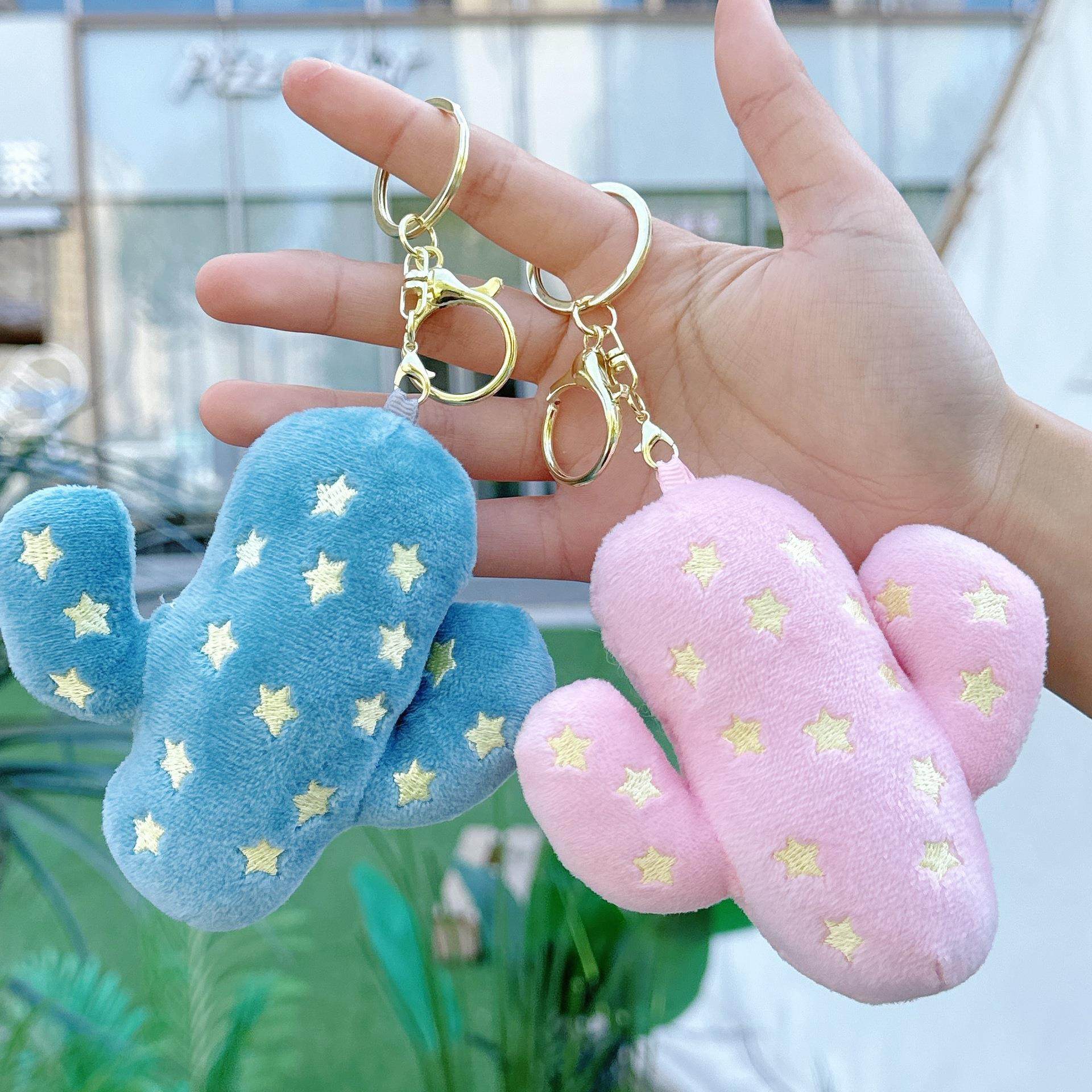 跨境新款仙人掌玩具公仔链挂饰真仙人掌钥匙扣生日礼物摆件