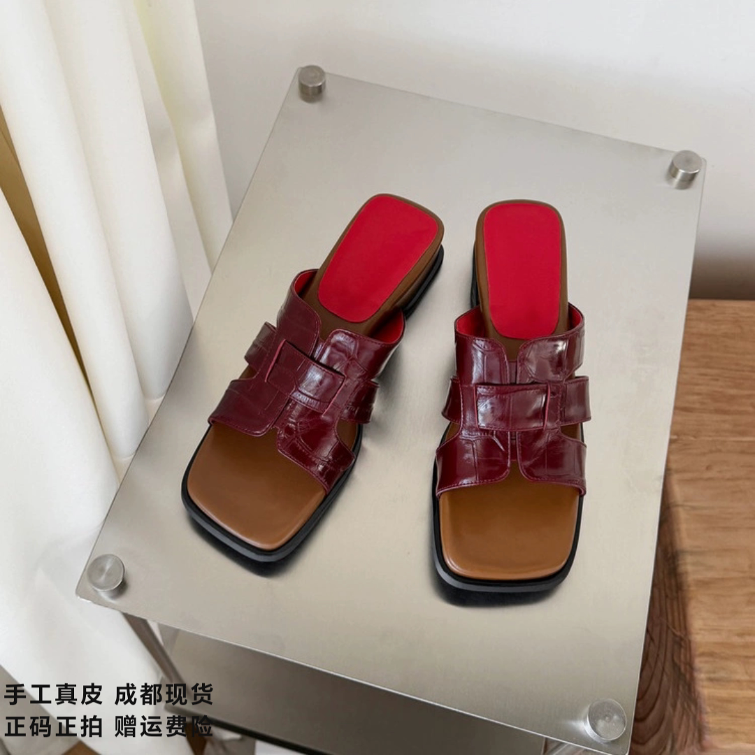 L'avance牛皮一字拖纯皮凉鞋2026高品质女鞋巨舒适通勤懒人鞋坡跟