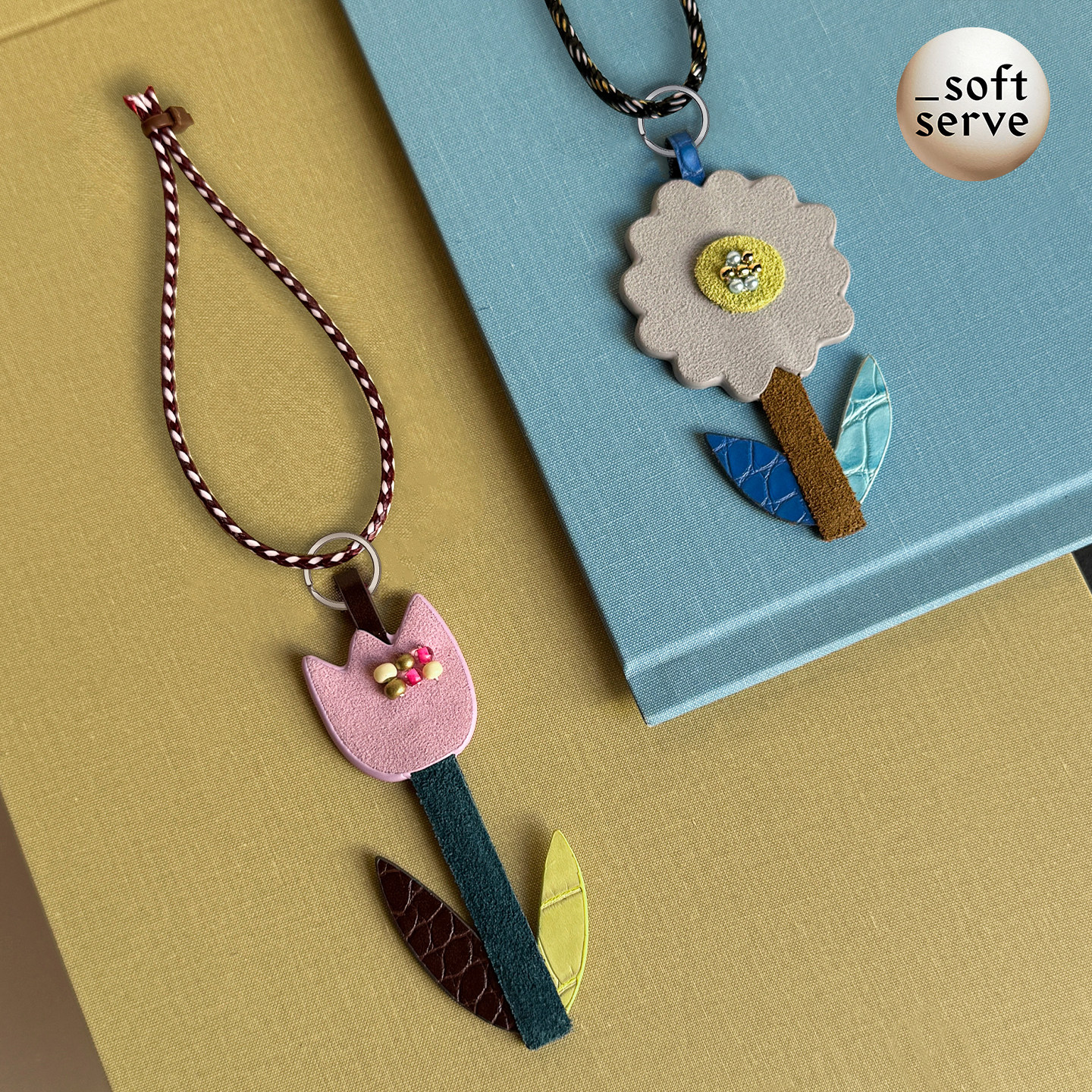 SoftServe柔软供应《拼布小花》立体手工皮质包包挂件饰钥匙扣链