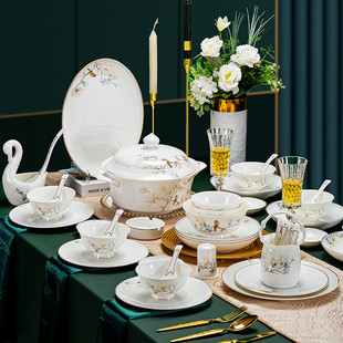 骨瓷餐具碗筷套装 景德镇中式家用陶瓷碗盘碟子活动礼品套盒瓷器