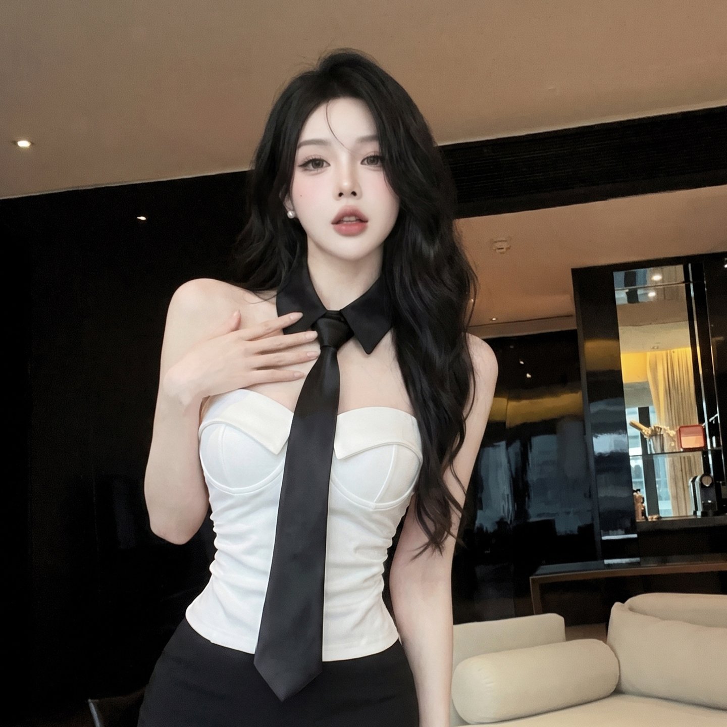 实拍 性感纯欲辣妹带胸垫抹胸背心一字领露肩美背裹胸上衣配领带