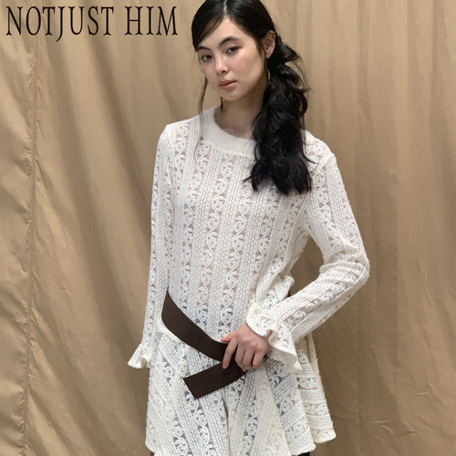 花筏NOTJUSTHIM《半岛情书》玫瑰镂空肌理内搭蕾丝裙
