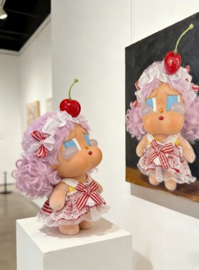 crybaby一起冲浪娃衣哭娃衣服度假搪胶15cm公仔可爱粉裙樱桃头饰