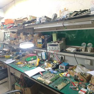 维修屁颠虫权盟麦克风音响不开机不充电无音杂音换电池换新等功能