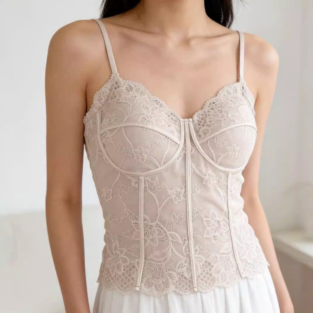 白色蕾丝吊带背心女带胸垫外穿上衣春夏薄款一体杯2026新款打底衫