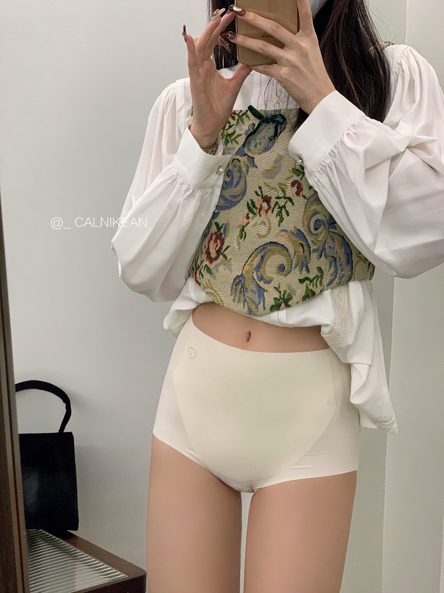 沸腾热压奶皮内裤女舒适无痕轻压收腹裤桑蚕丝抗菌档透气三角短裤,女士内衣/男士内衣/家居服,女三角裤,淘宝优惠券,粉丝福利购,淘宝优惠卷