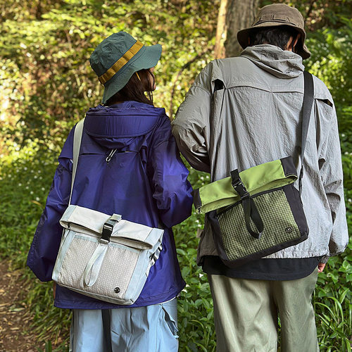 小众森系ins新款高颜值清新撞色单肩包情侣户外运动登山斜挎包