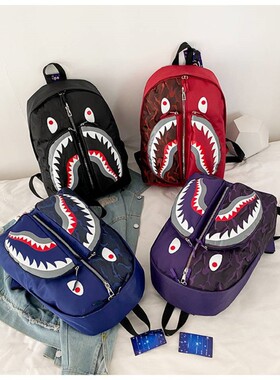 书包女大容量2026新款潮鲨鱼个性涂鸦大学生男时尚电脑双肩背包