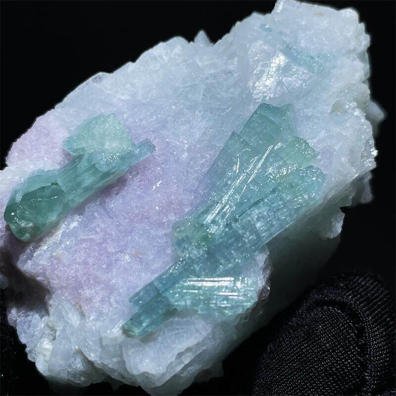 천연 아프간 파라이바 청록색 전기석 보라색 운모 잎 알바이트 공생 크리스탈 거친 돌 컬렉션 장식품