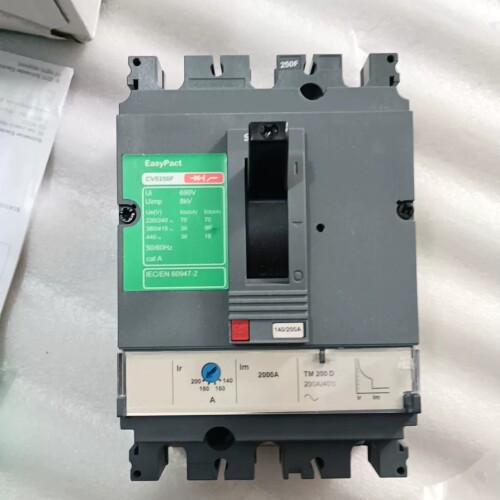 施耐德空气开关CVS250F TM200D 3P3T ~议价