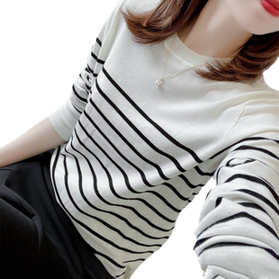黑白条纹针织衫女长袖秋装2025年新款爆款上衣秋冬毛衣内搭打底衫