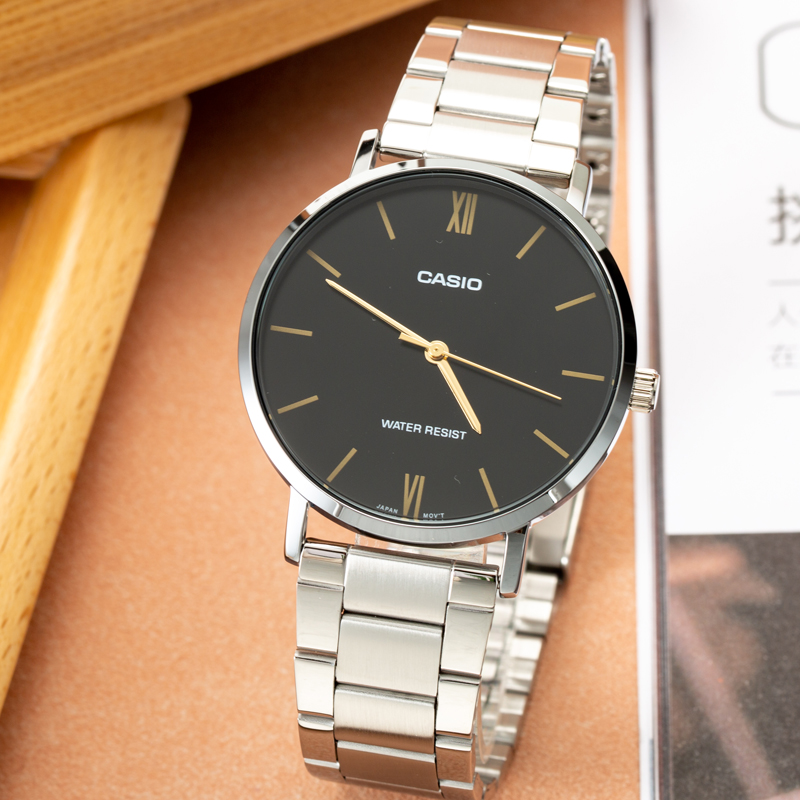 卡西欧男士指针简约防水