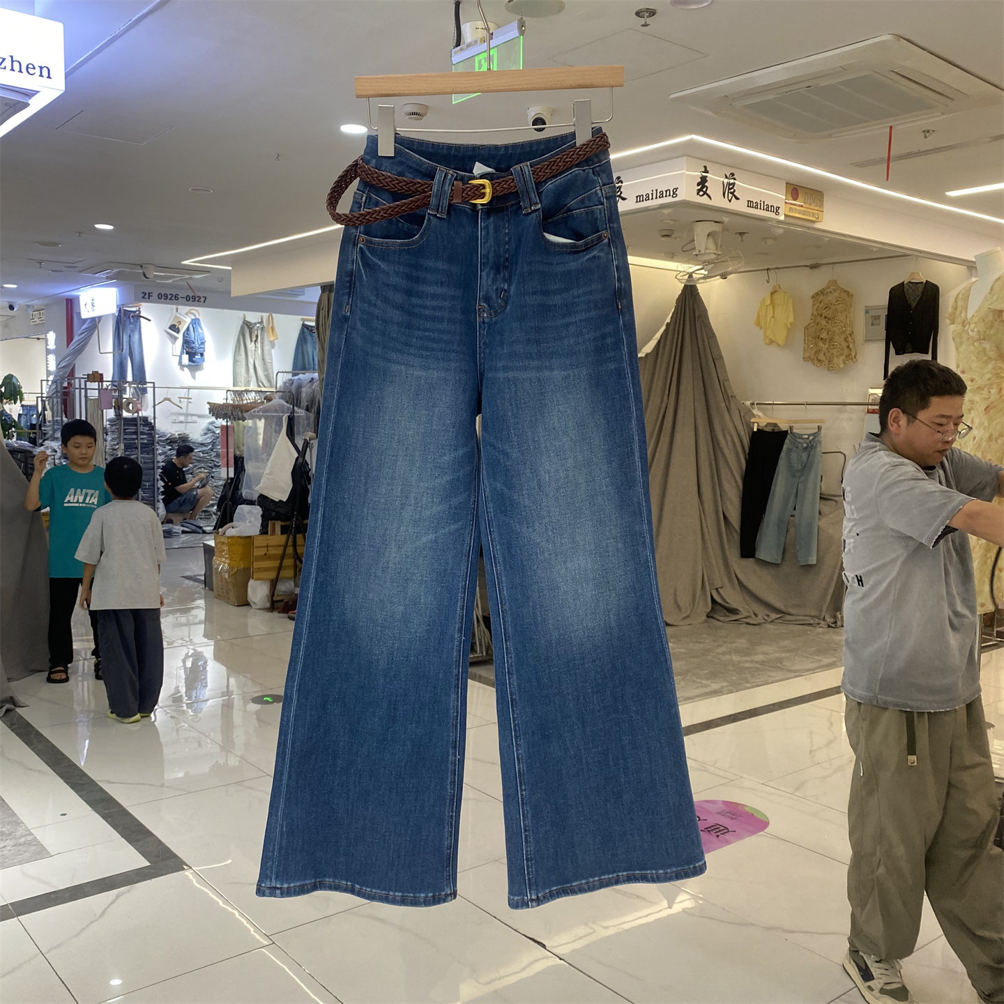 复古水洗高腰阔腿显瘦牛仔裤女