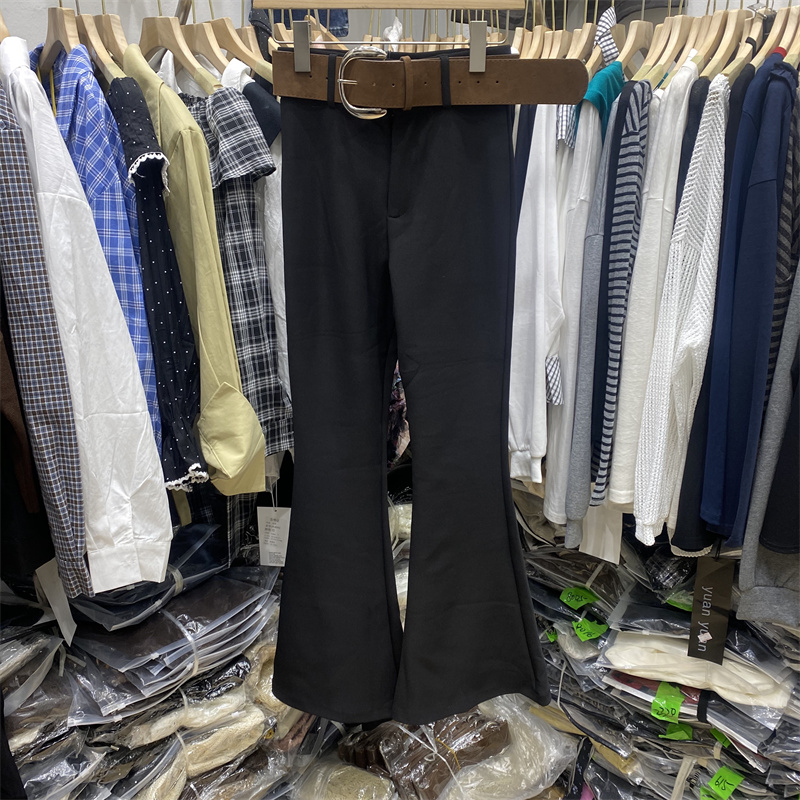 唯唯家高腰显瘦微喇叭弹力牛仔裤