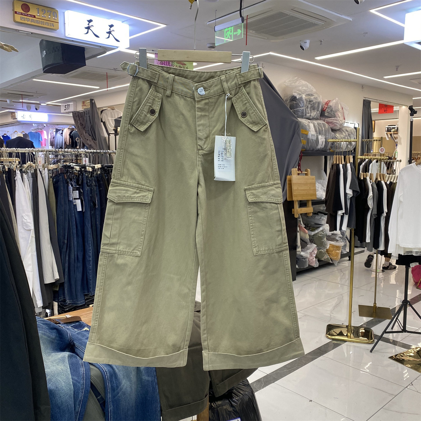 ZMJ8571美式工装风多口袋阔腿裤女军绿高级感痞帅潮裤工装八分裤