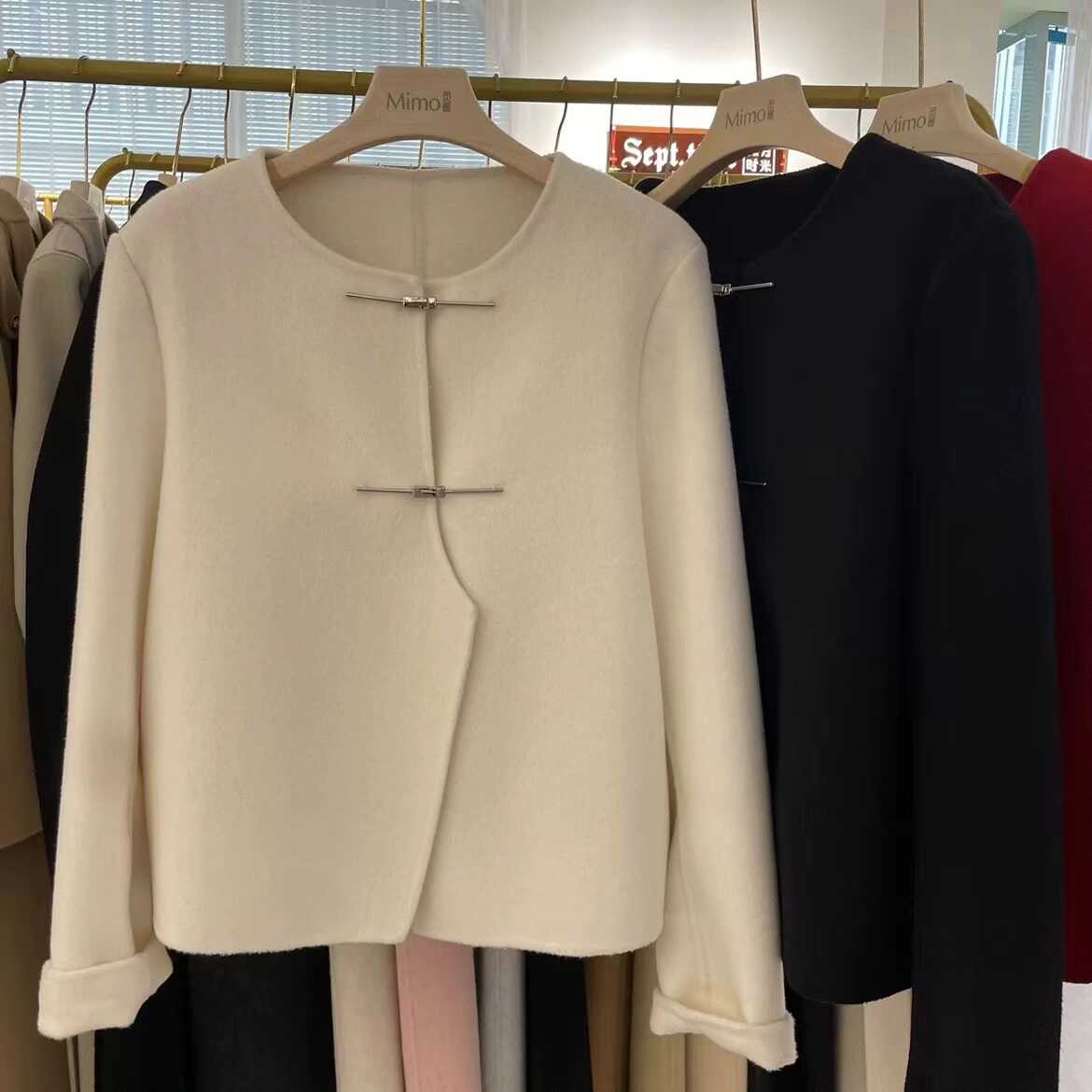 澳洲羊毛小香风羊绒大衣短款