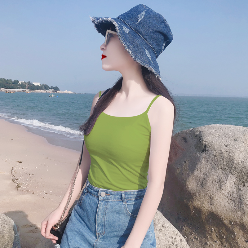 牛油果绿小吊带背心内搭