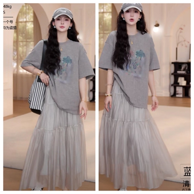 设计感花灰色卡通圆领短袖t恤女2025夏季新款时尚宽松慵懒上衣薄