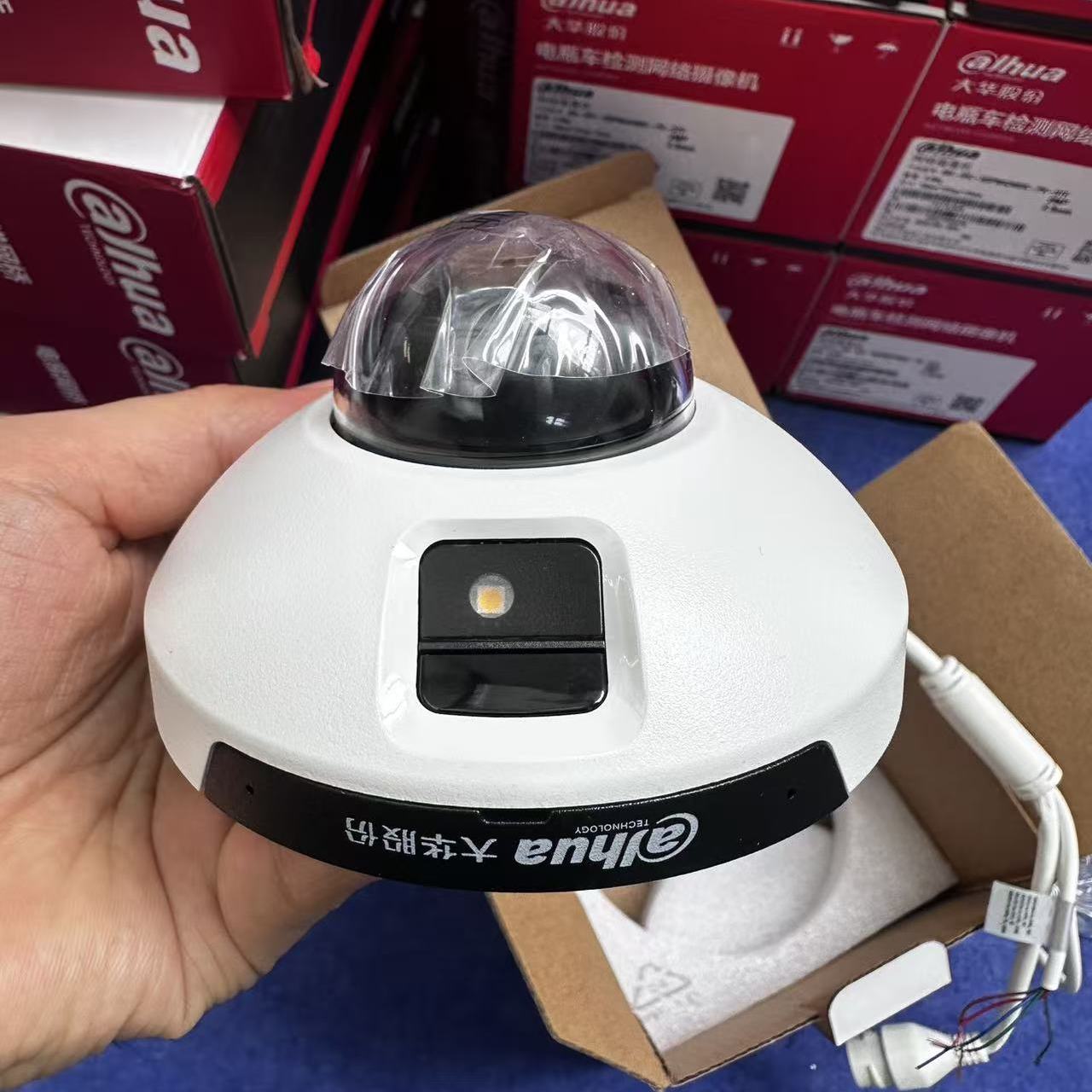 全新大华电瓶车检测200万防遮挡电梯 DH-IPC-HDPW4240DC-PV-DTF