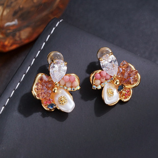 小众气质淡水珍珠五瓣花耳钉手工花瓣巴洛克银针耳环网红百搭耳饰