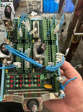 【议价】研华MAT-3956接线端子台，拆机品，成色如图，蓝色外壳，