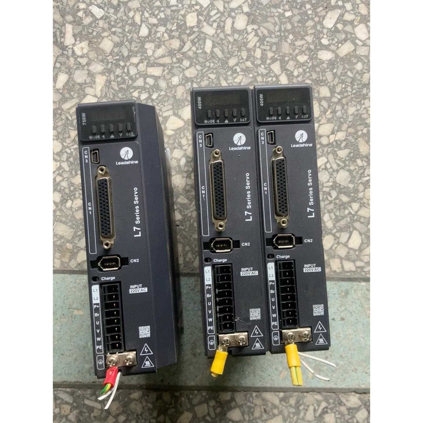 【议价】工厂拆迁 设备上拆下来的 剪线拆机的 雷塞400W（2个）和