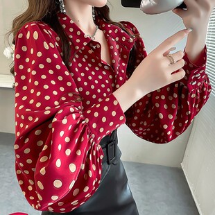 宽松设计感纯红色波点上衣大码衬衣女高级感轻奢减龄洋气打底衬衫