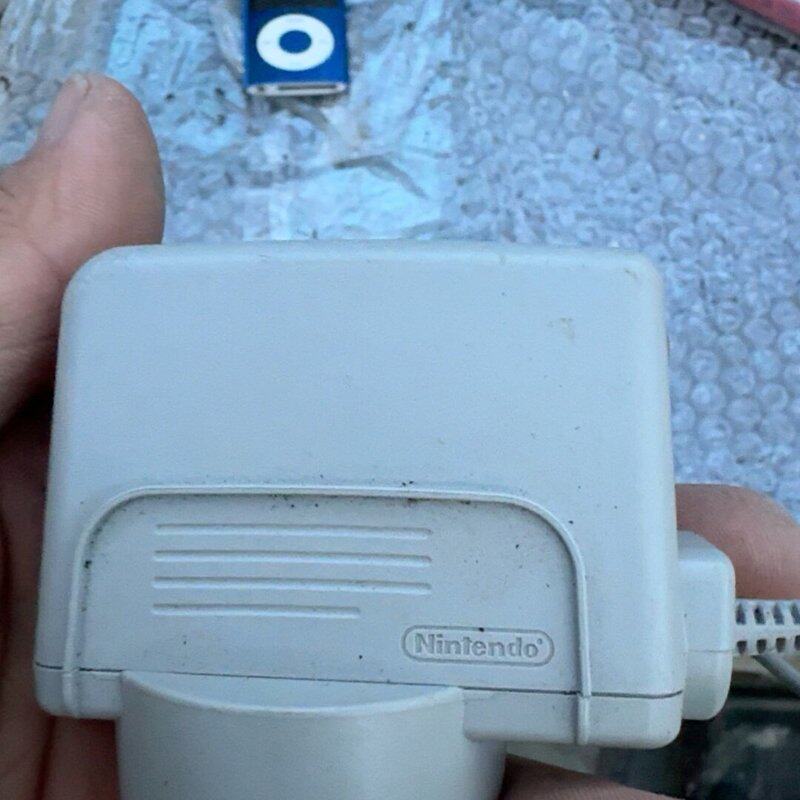 议价-三老大三3ds神游原装充电器，成色如图，需要的请联-可维修