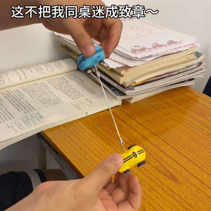 新品爆款玩具小赛车惯性飞速特技车360度旋转口袋迷你休闲玩具车