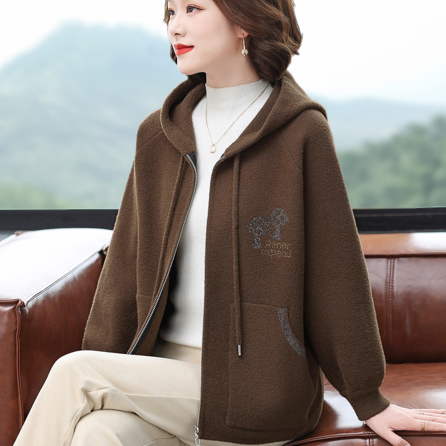 妈妈冬装外套针织连帽夹克上衣