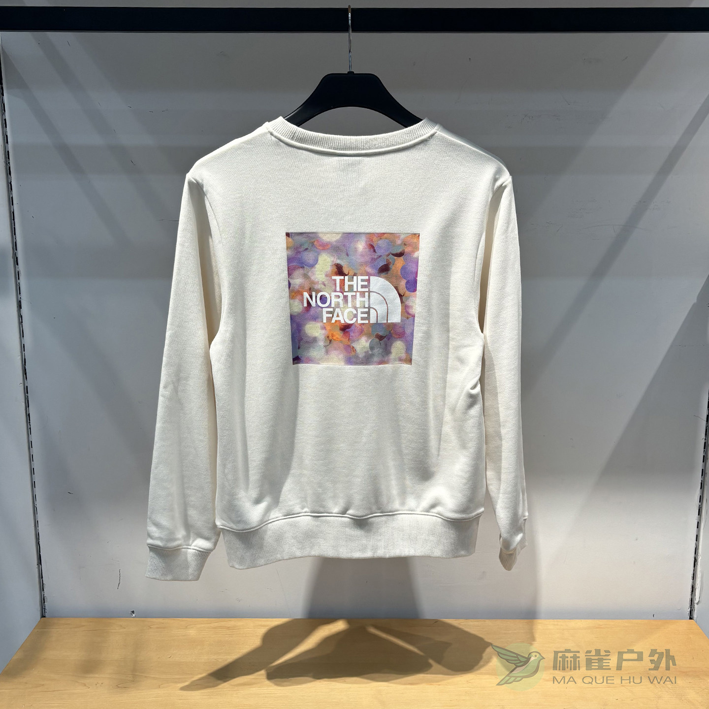 北面户外女士宽松印花套头卫衣